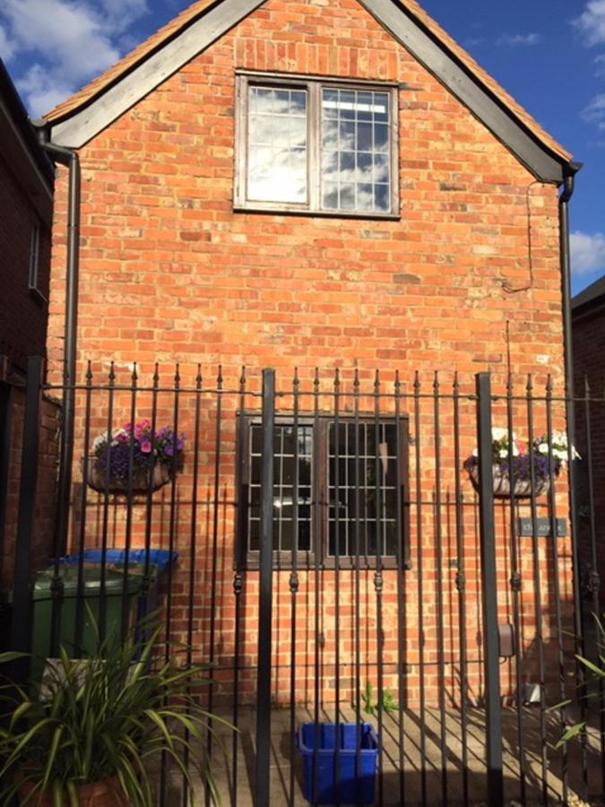 Binfield Annexe Villa Bracknell Exterior photo